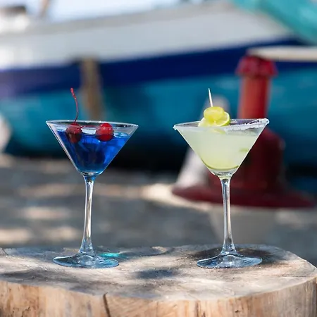 Thasos Blue *